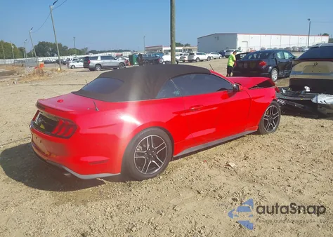 2021 Ford Mustang z USA, uszkodzony, nr VIN 1FATP8UH8M5107996